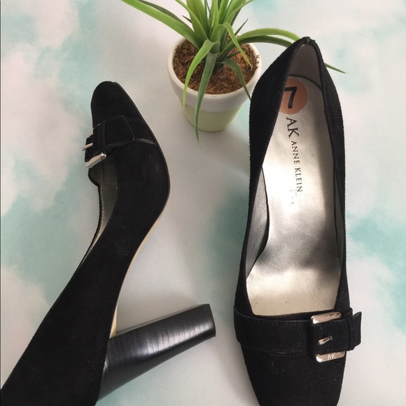 Anne Klein🌷Suede Heels Black Sz 7 - Picture 3 of 8